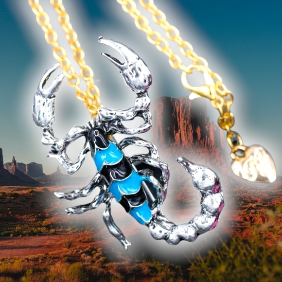 Silver plated black-and-blue scorpion  Necklace/brooch - Picture 5 of 15